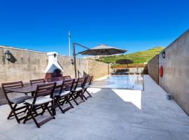 Solaris Holiday Home, hotell i Għasri
