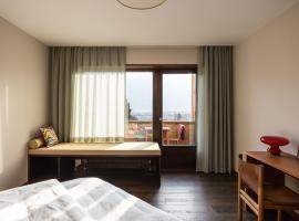 JOHAN - Rooms & Breakfast Merano, хотел в Марленго