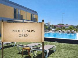 Hotel 3K Faro Aeroporto, hotel u Faru