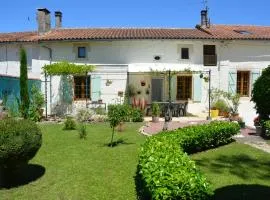 Large Cottage near Ruffec