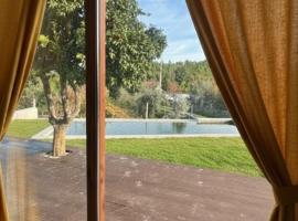 Casa CADI - Refúgio na Natrureza em Proença-a-Nova, hotell i Proença-a-Nova