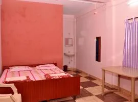 SOUMITRA 's AC GUEST HOUSE