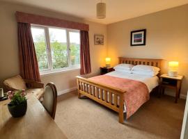 The Rowans B&B, hotel v mestu Connel