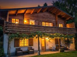Lake Thun Alps Scenic Views and Concierge by SwissHut, hotel a Sigriswil