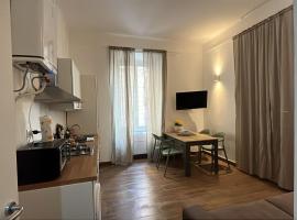 Via Del Teatro 1 Apartments, hotel a La Spezia