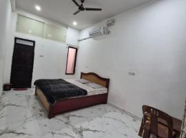 Hotel Seva Simran – hotel w mieście Chhatarpur