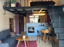 G Loft - Spacious Urban Apartment with Bathtub and Private Entrance