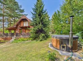 Chata na Jurze z balią, hôtel à Zarki Letnisko