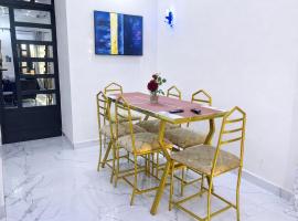 Mahanaim House, hotel en Abomey-Calavi