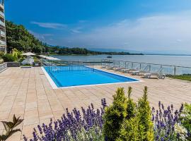 Hotel Glamour, hotel a Kaluža