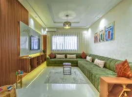 Spacious Apartment Fès City Center & Train Station kar1