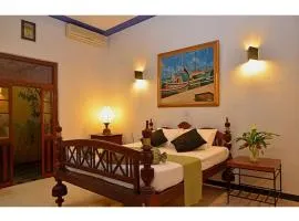 Villa Capers
