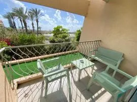 Pure Bliss Caesarea - אושר טהור בקיסריה