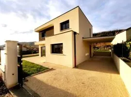 Villa neuve Proche Thermes d'Uriage & Chamrousse
