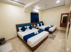 Hotel Glow Star Residency - South Mumbai