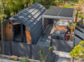 Beach House Pods, hotel i Dunoon