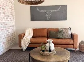 Wild Olive 34 Industrial Luxury Stay
