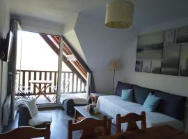 Appartement spacieux et agréable sur la station de Peyragudes, hotel a Germ