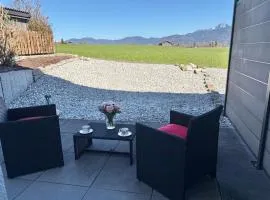 Studio mit Alpenblick und privaten Terrasse