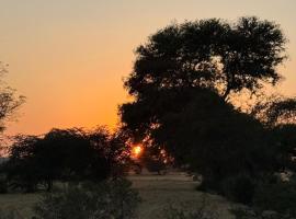 Nahta's Farm, hotel a Indore
