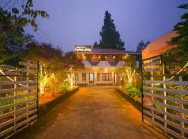 Misty Manor Homestay