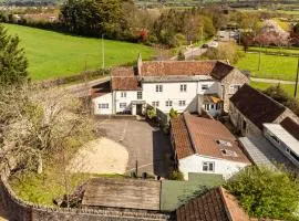 The Farmhouse with two hot tubs