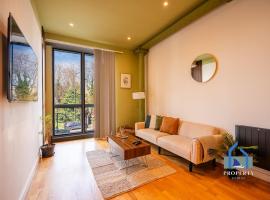 Viesnīca Spacious Manchester City Condo - Parking - Next To AO Arena - Local Attraction & Transport Links Mančestrā