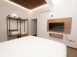 Bar Hotel Orgito: Lushnjë şehrinde bir otel