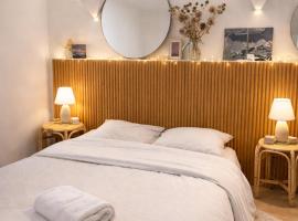 Acmé Appartement 200 m du lac d'Annecy, hotel i Angon