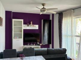 Los Lentiscares Apartment, khách sạn ở Torrox Costa
