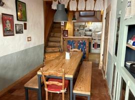 File dans ta chambre !, hotel em Le Monastier sur Gazeille