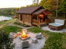 Lake View Cozy Cabin Hocking Hills with Pond and Hot Tub