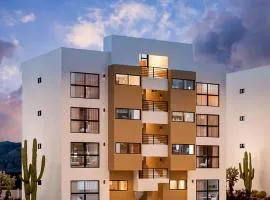 Luxury accommodation, including a tour to the famous arch