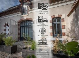 Les Écuries de Juranville, готель у місті Бурж