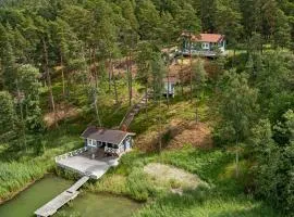 Villa Mats - Private property with seaside sauna