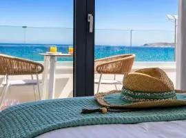 Aqua Vista- Villa Wave Seafront villa with private Jacuzzi & Panoramic sea view