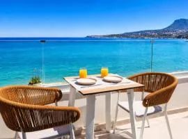 Aqua Vista- Villa Wave Seafront villa with private Jacuzzi & Panoramic sea view