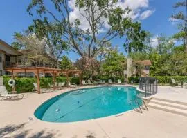 Harbour Oaks, Unit 413