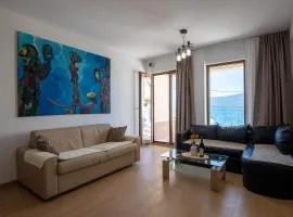 Opatovo Seaside Lux Apartment -10m from the Beach
