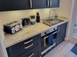 The Cwtch - Annexe Guest House