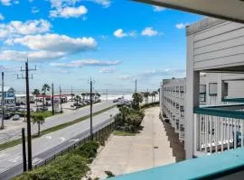 CDM 335 Casa Del Mar Oceanview Condo for 6 Heated Pool