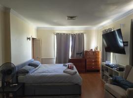 Camden Country Respite - Self Contained Farmstay Apartment, hotel en Theresa Park
