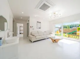 Gangneung Ujin Pool Villa