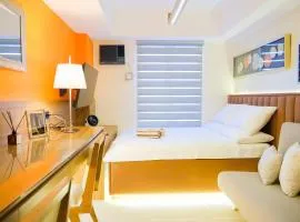 Kasara Luxe Suites Pasig near Ortigas and BGC Pool Netflix Fast Wifi