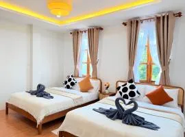 Summerset Hatyai, Colorful 4BR Villa for 18 Pax, Near Street Food