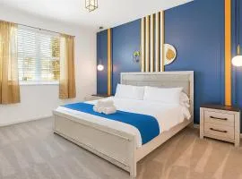 SmartStay Private Rooms & Suites with Pool in gated Resort, Kissimmee