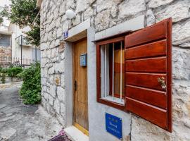 Apartment Dalmatian Cottage, hotell Splitis