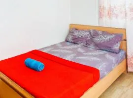 RedDoorz at E Moreno Boarding and Transient House