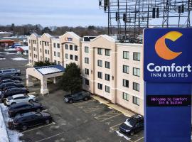 Comfort Inn & Suites Meriden East, hotel di Meriden