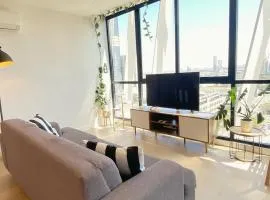 Modern South Melbourne Retreat with Skyline Views